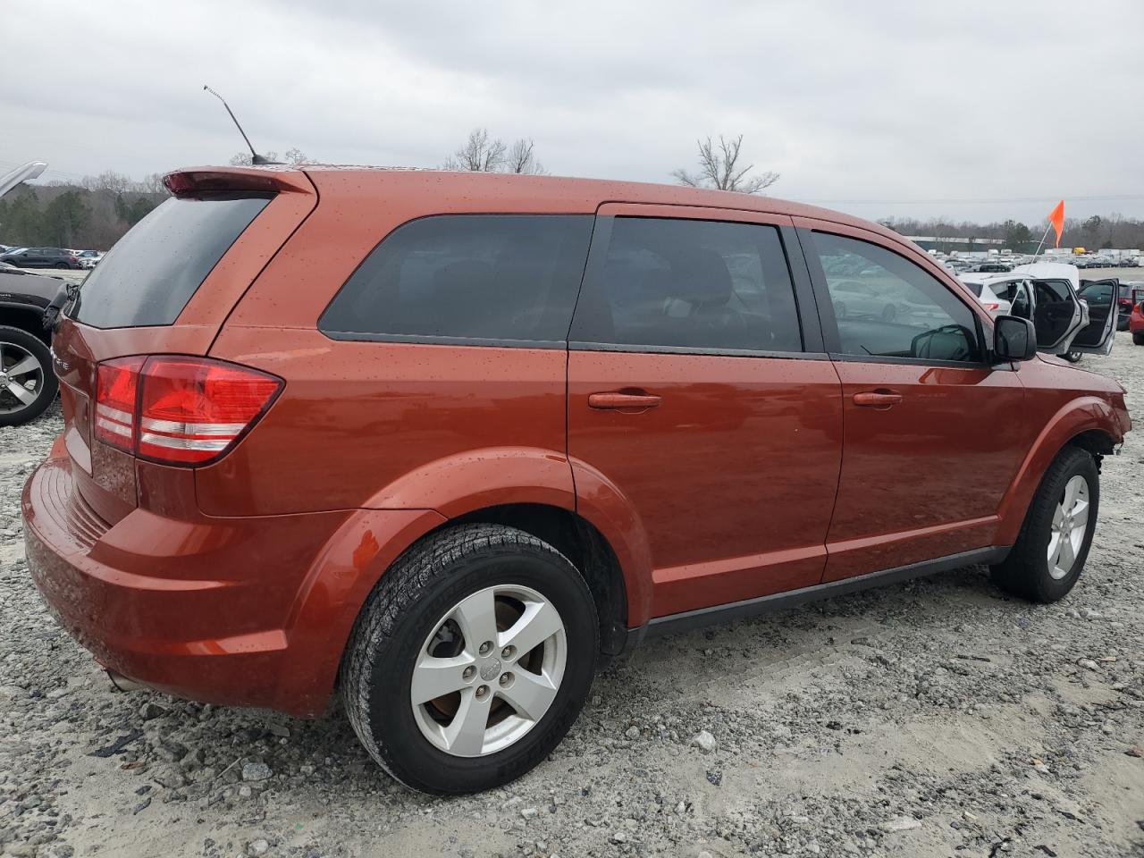 2013 Dodge Journey - Image 3