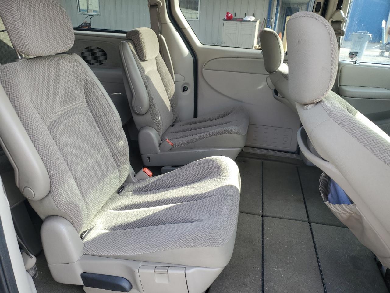 2007 Dodge Caravan - Image 11