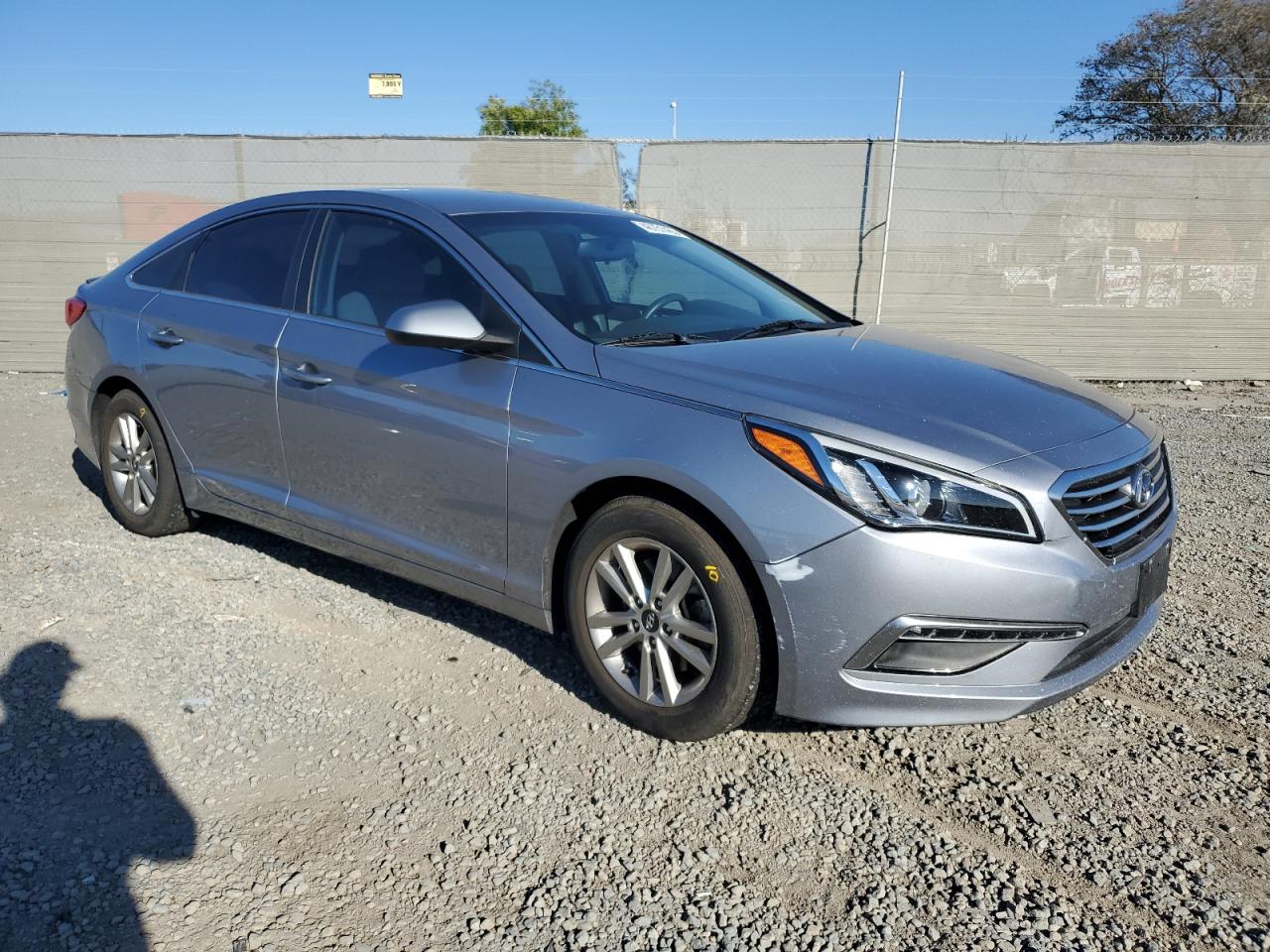 2015 Hyundai Sonata - Image 4