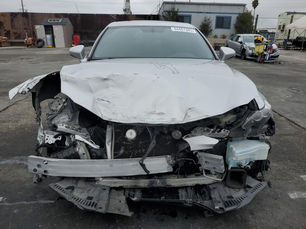 2015 Lexus IS - Image 5