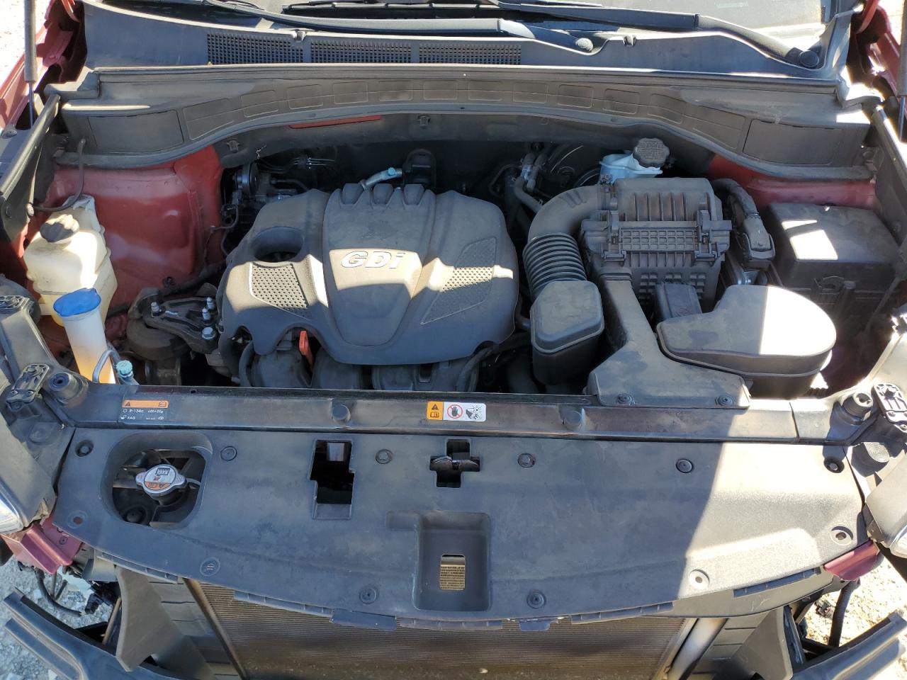 2015 Hyundai Santa Fe - Image 12