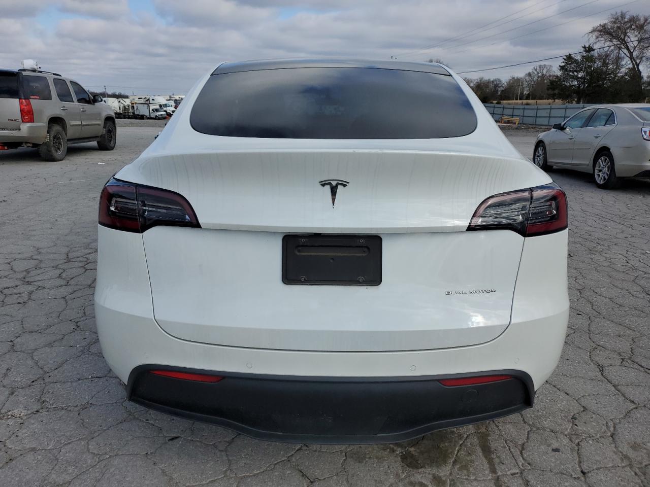 5YJYGDEF3LF005959 Tesla Model Y 2020. Фото: 5
