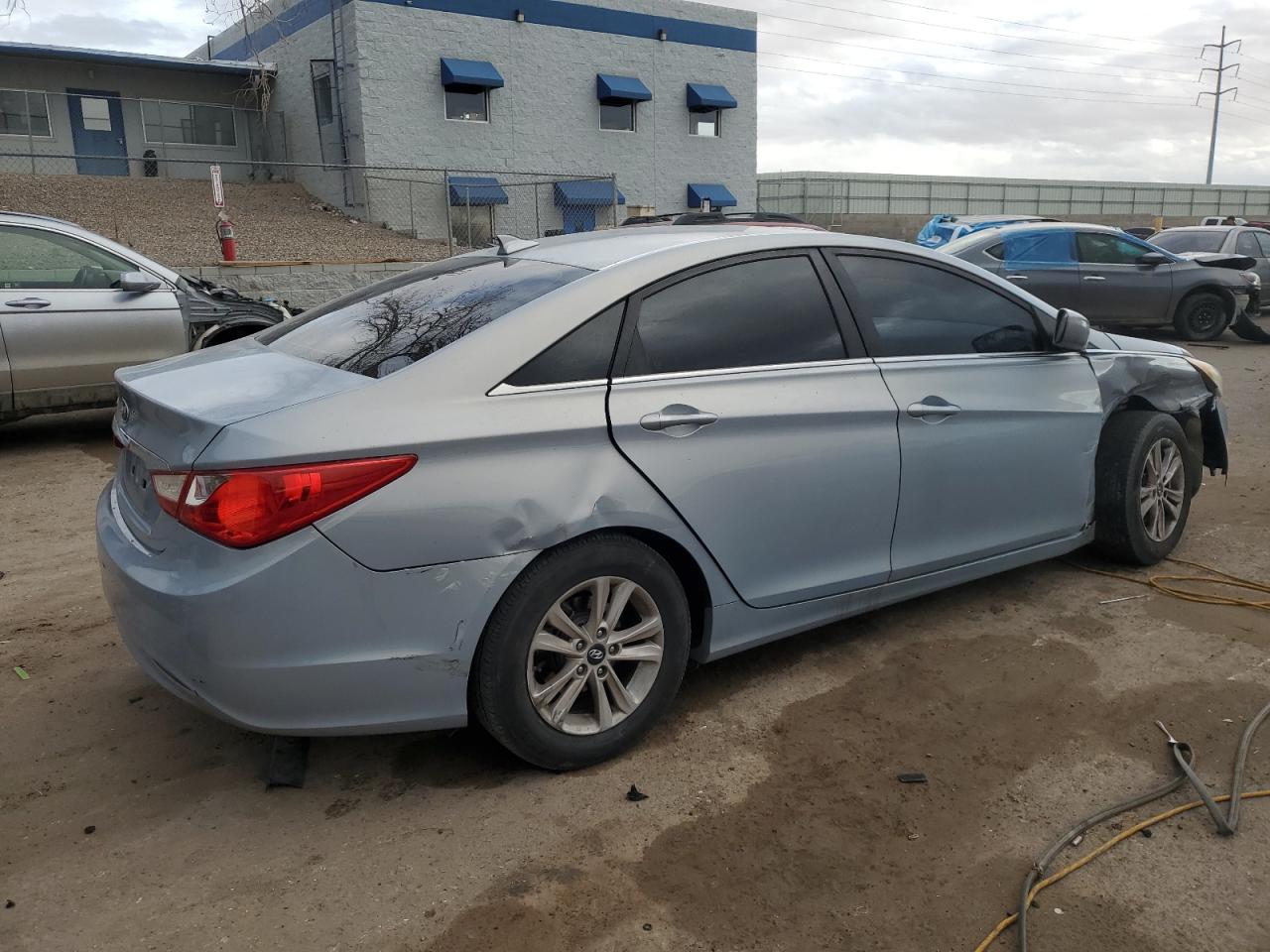 2013 Hyundai Sonata - Image 3