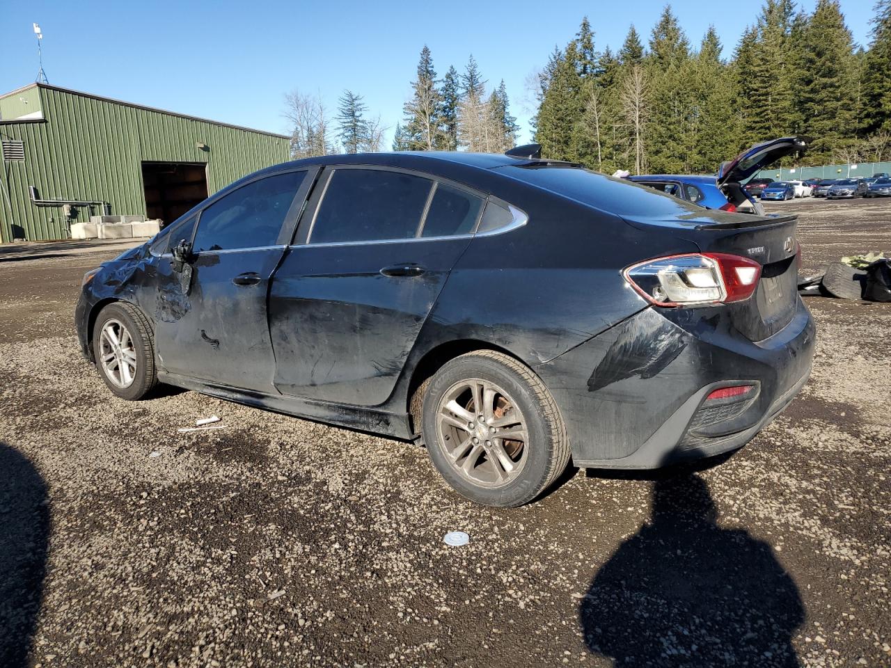 2016 Chevrolet Cruze - Image 2