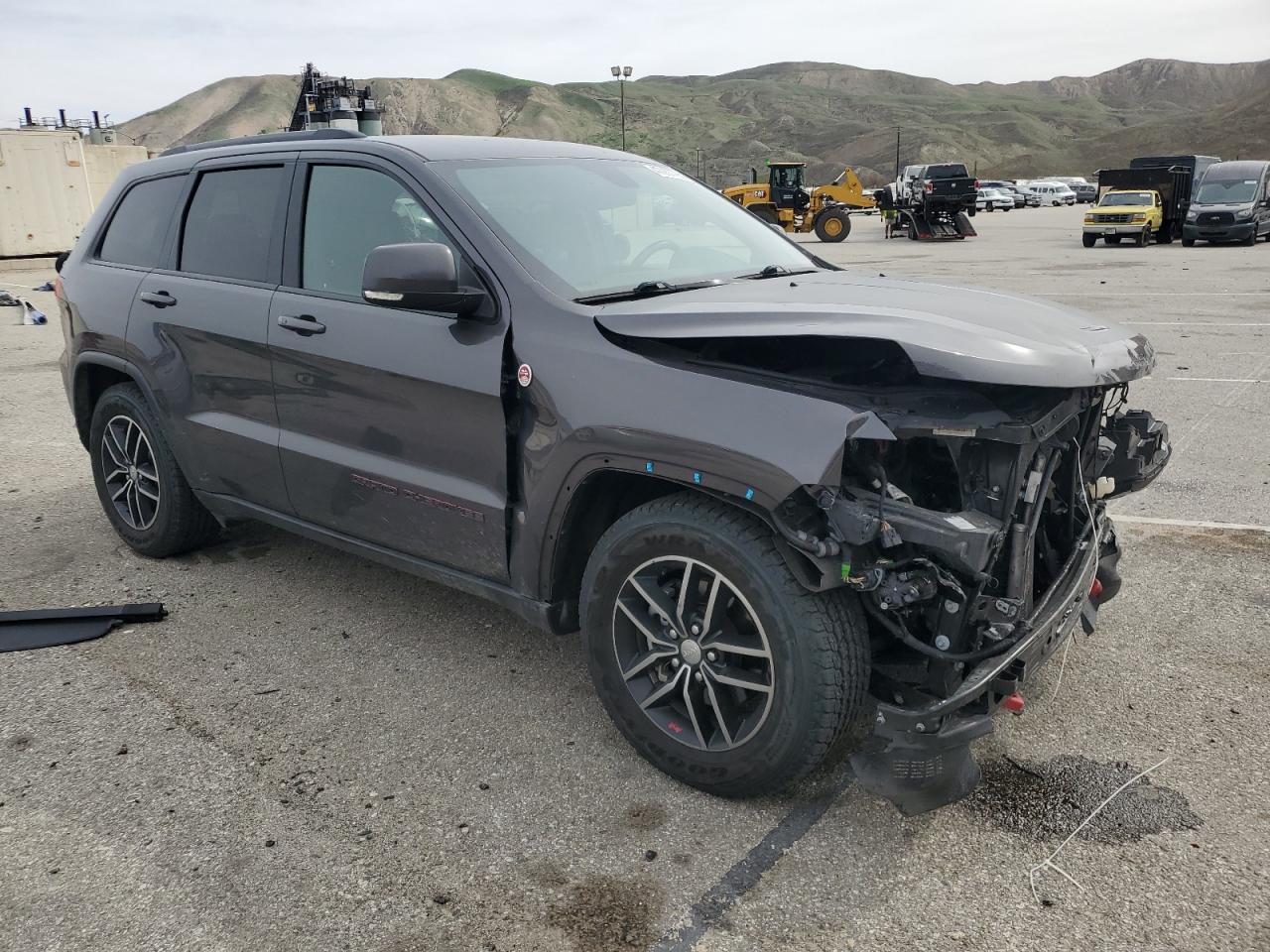 2018 Jeep Grand Cherokee - Image 4