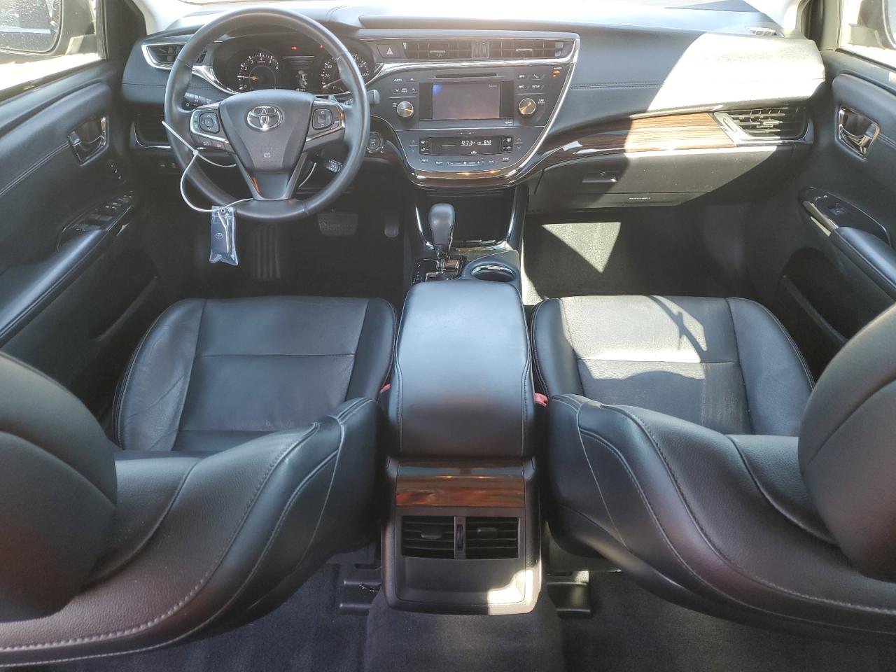 2014 Toyota Avalon - Image 8