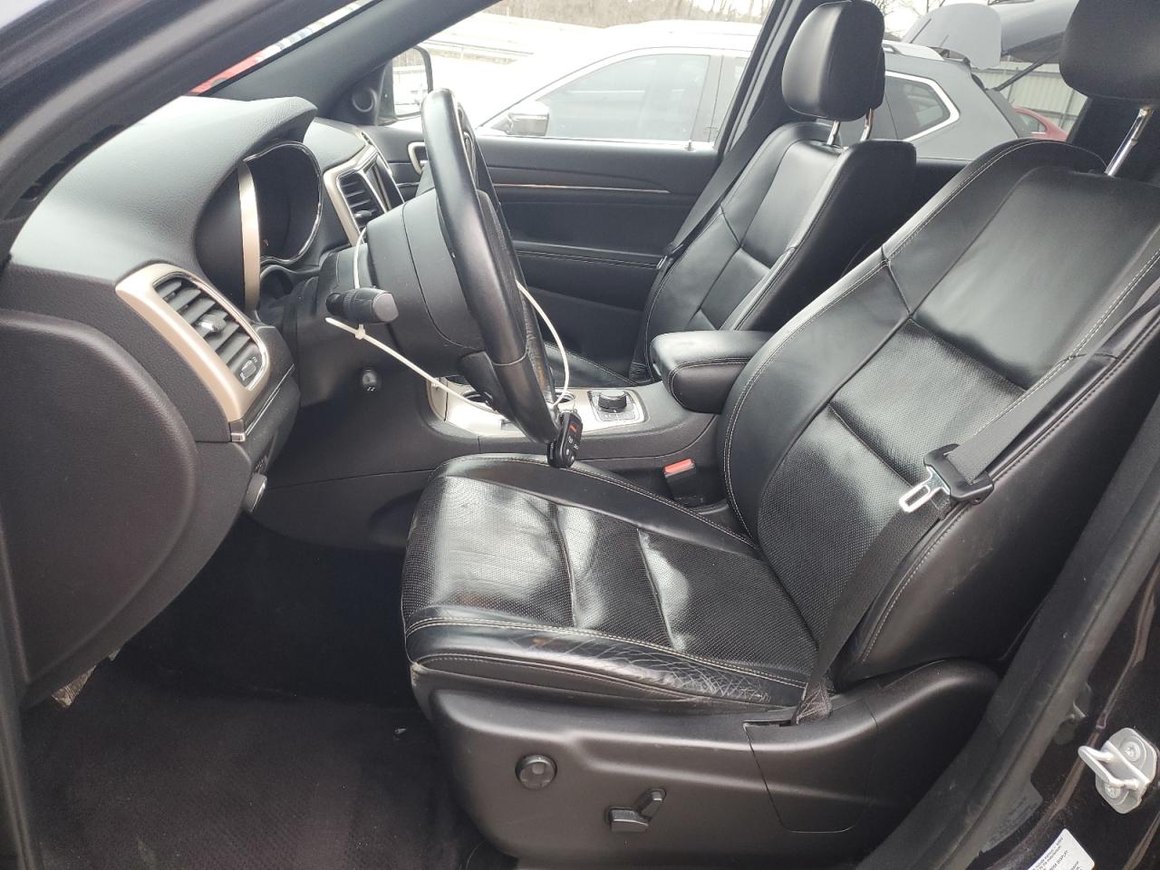2015 Jeep Grand Cherokee - Image 7