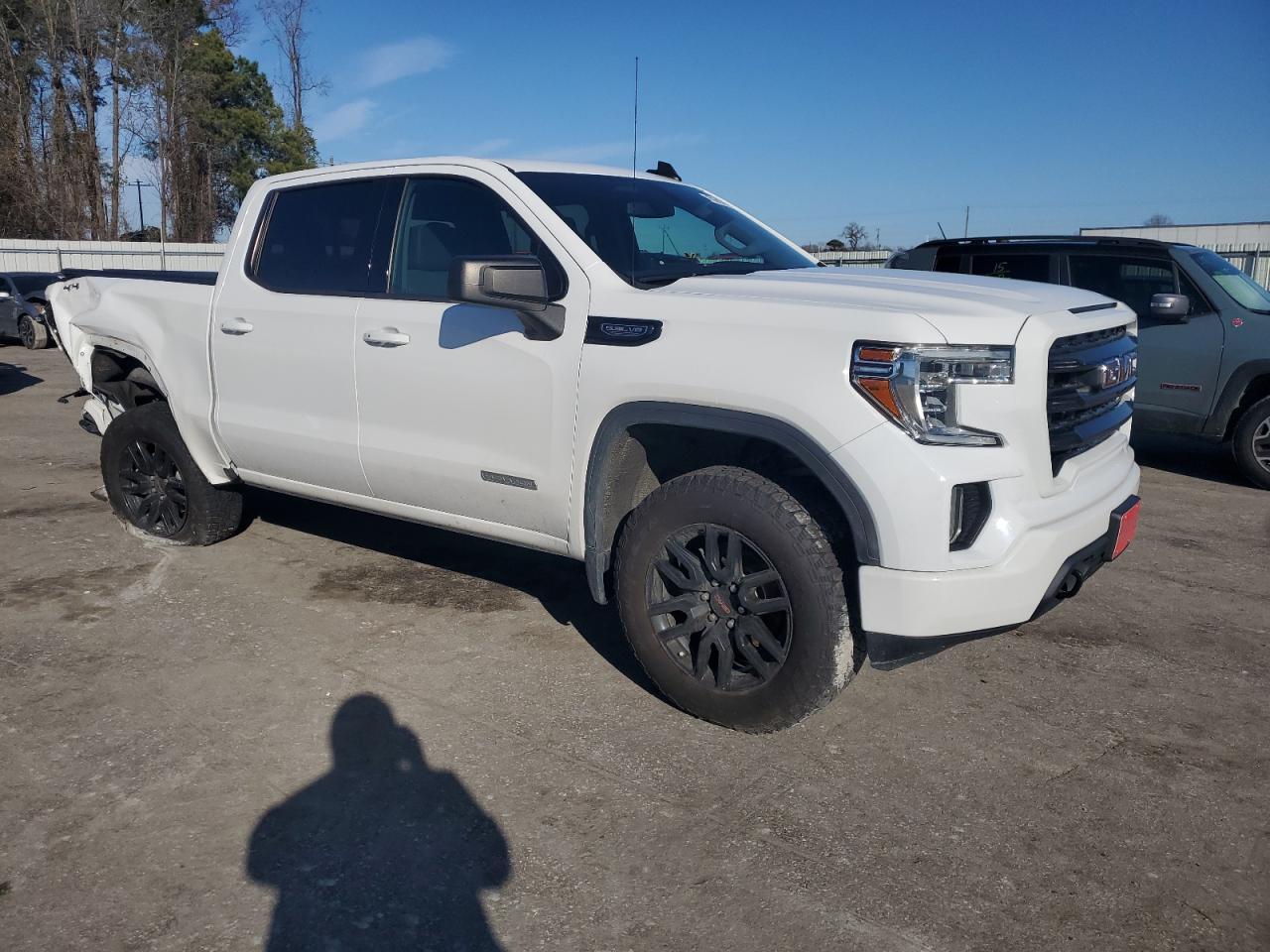 2020 GMC Sierra - Image 4