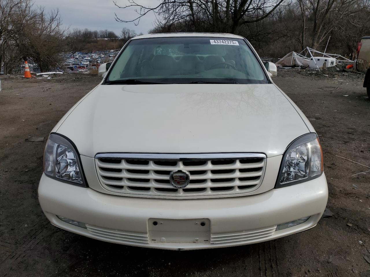2003 Cadillac De Ville - Image 5