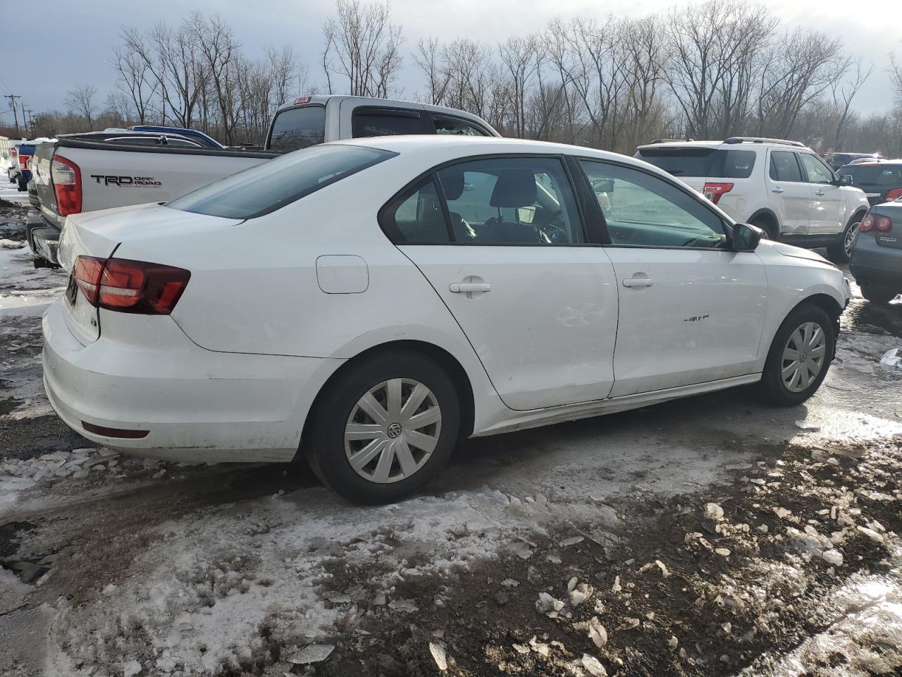 2016 Volkswagen Jetta - Image 3