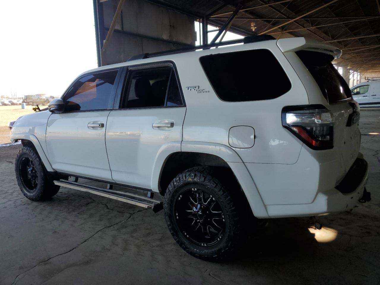 2022 Toyota 4Runner - Image 2