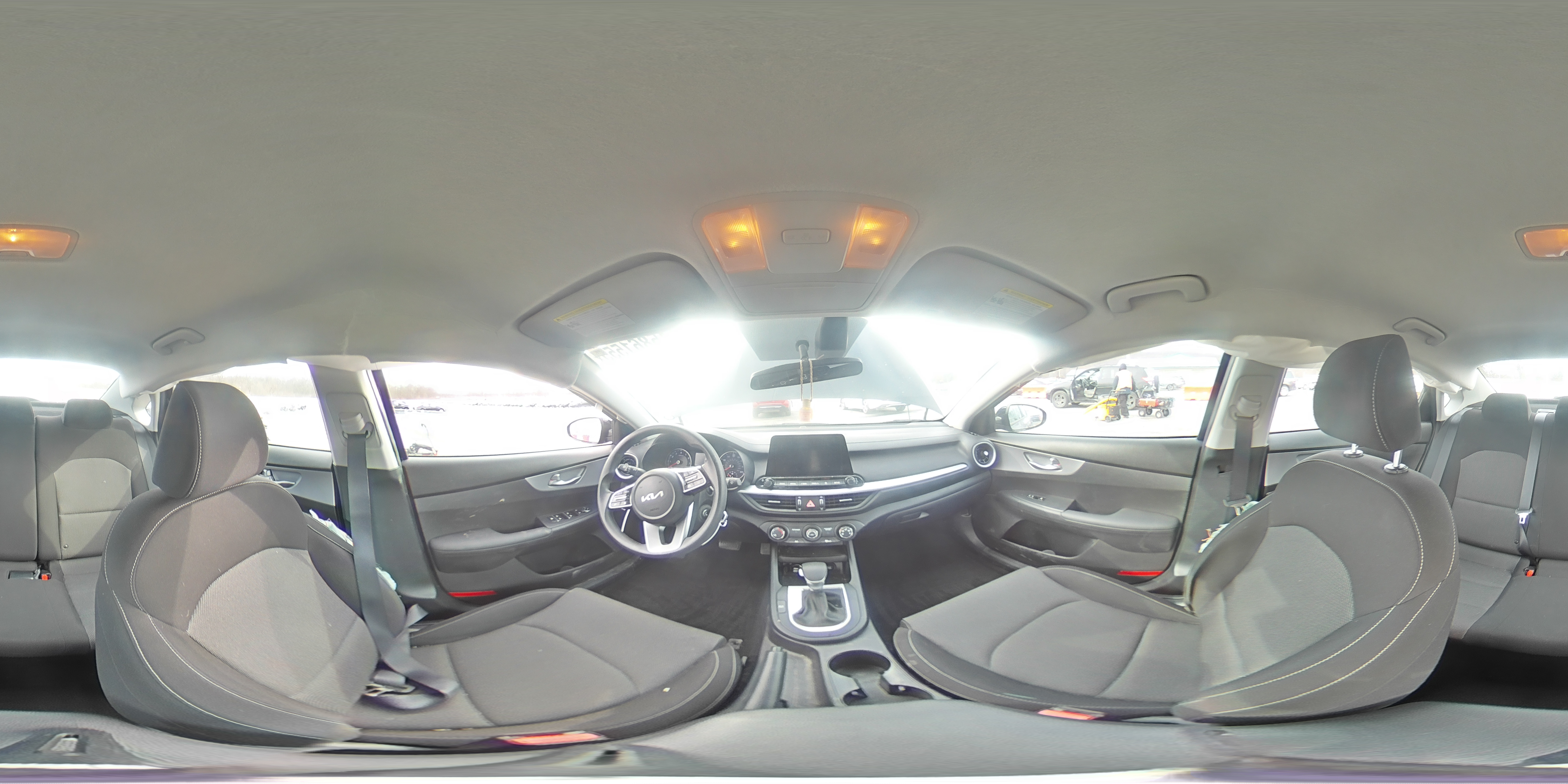 2023 Kia Forte - Image 13