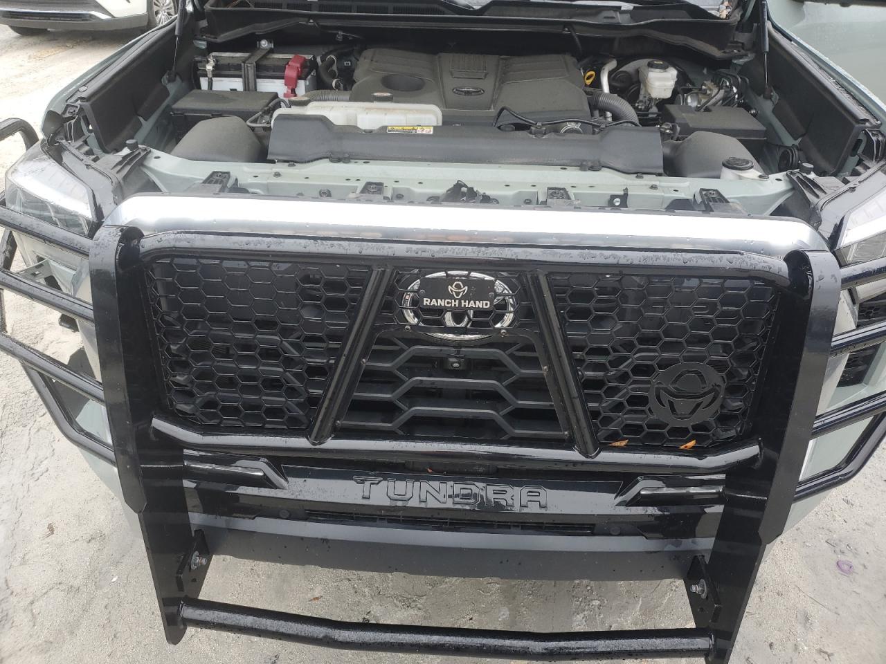 2022 Toyota Tundra - Image 11