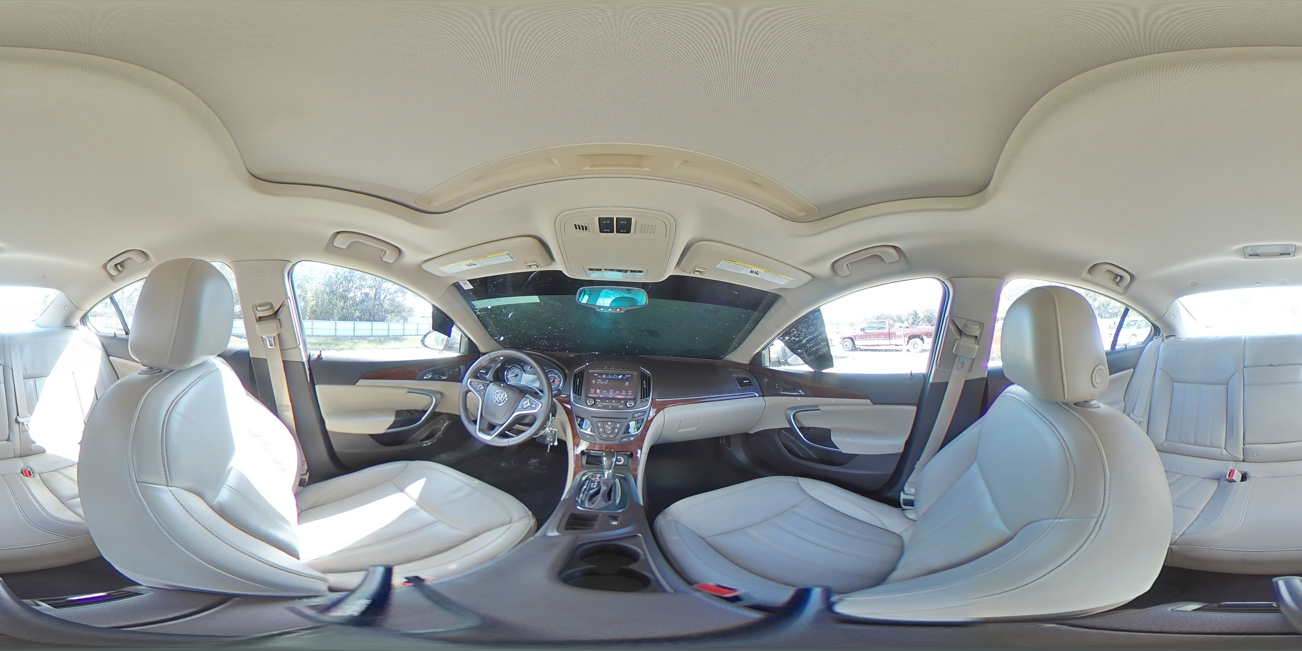 2017 Buick Regal - Image 14