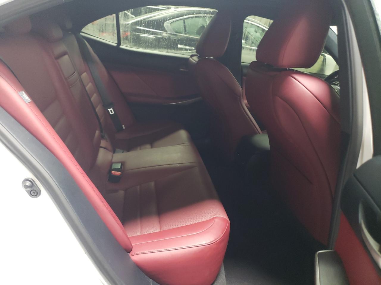 2019 Lexus IS - Image 10