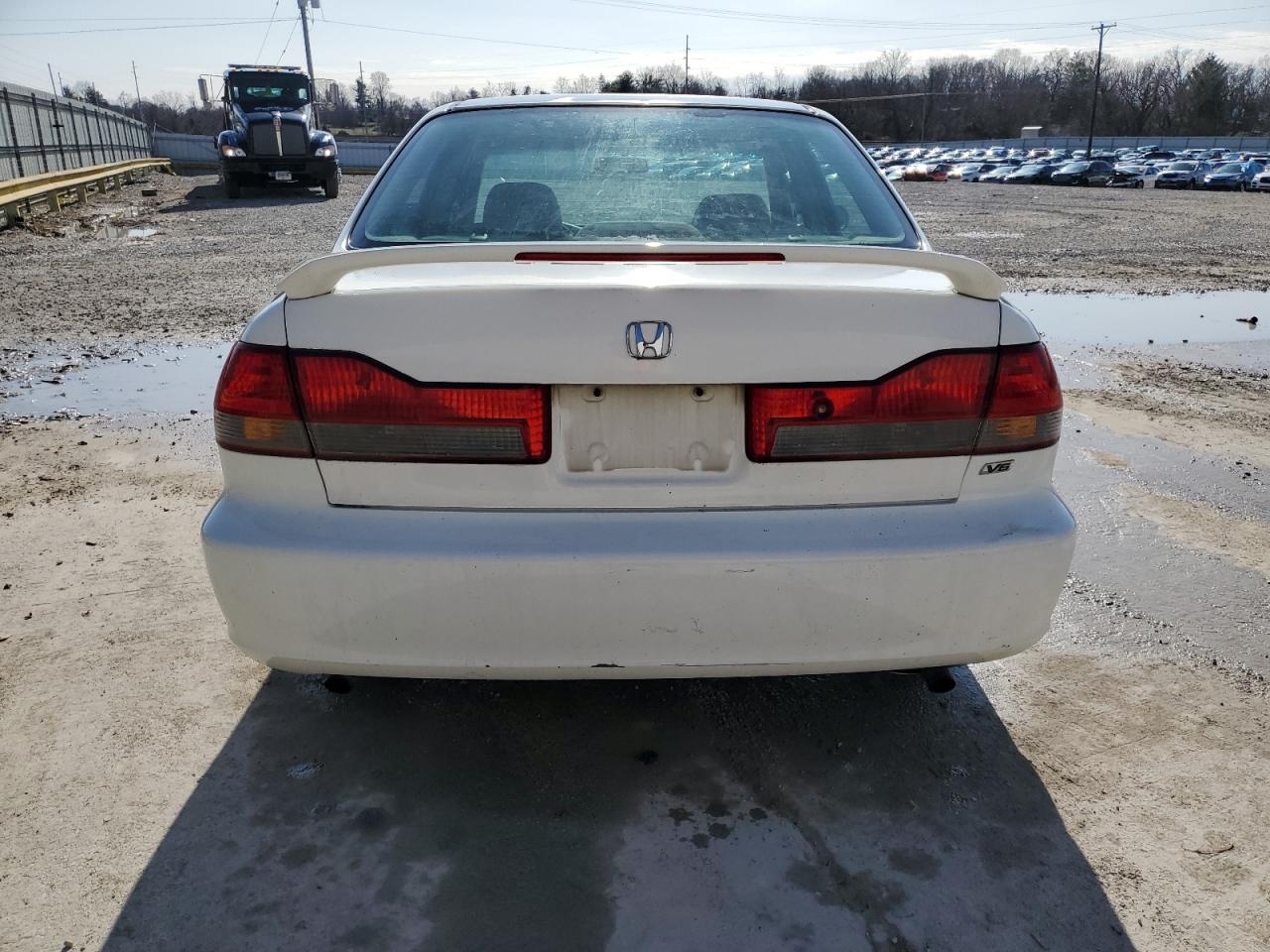 2002 Honda Accord - Image 6