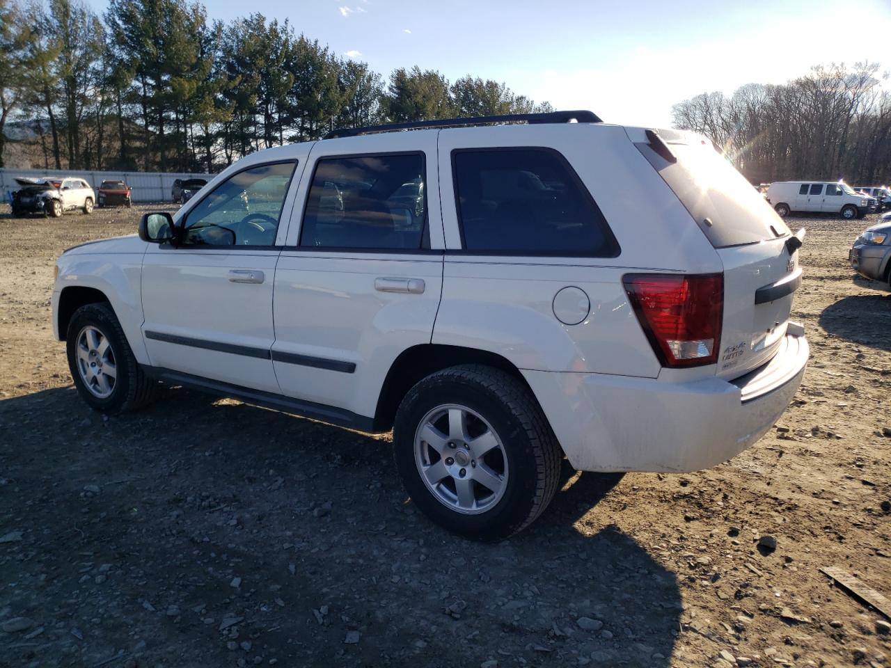 2009 Jeep Grand Cherokee - Image 2