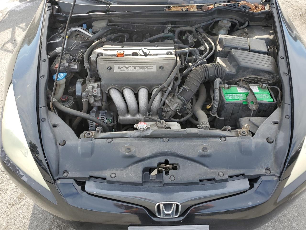 2004 Honda Accord - Image 11