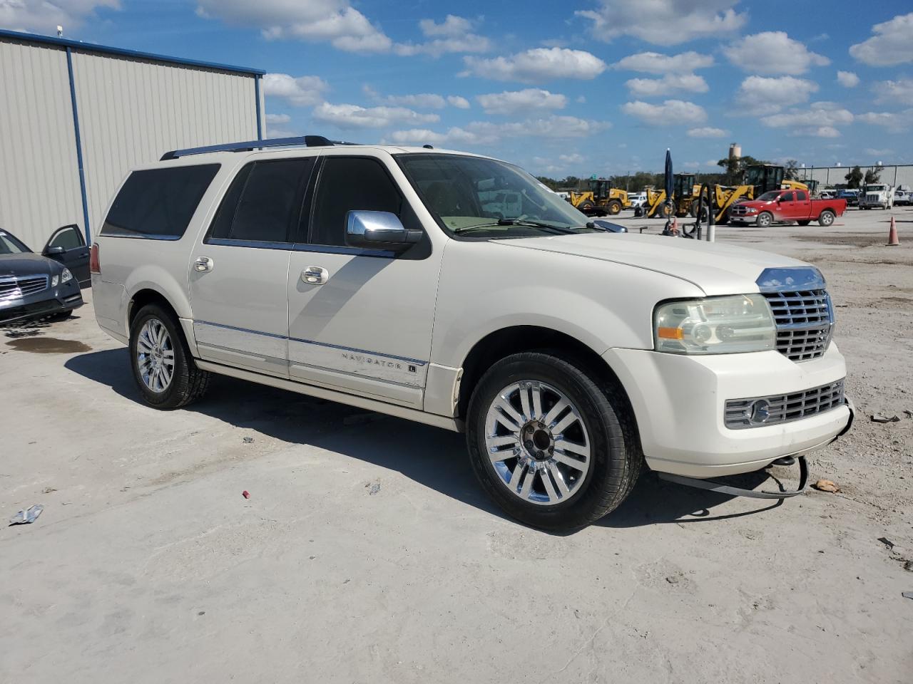 2008 Lincoln Navigator - Image 4