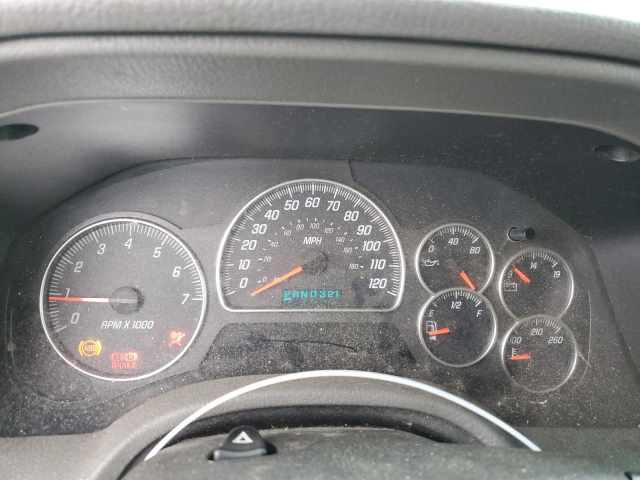 2003 GMC Envoy - Image 9