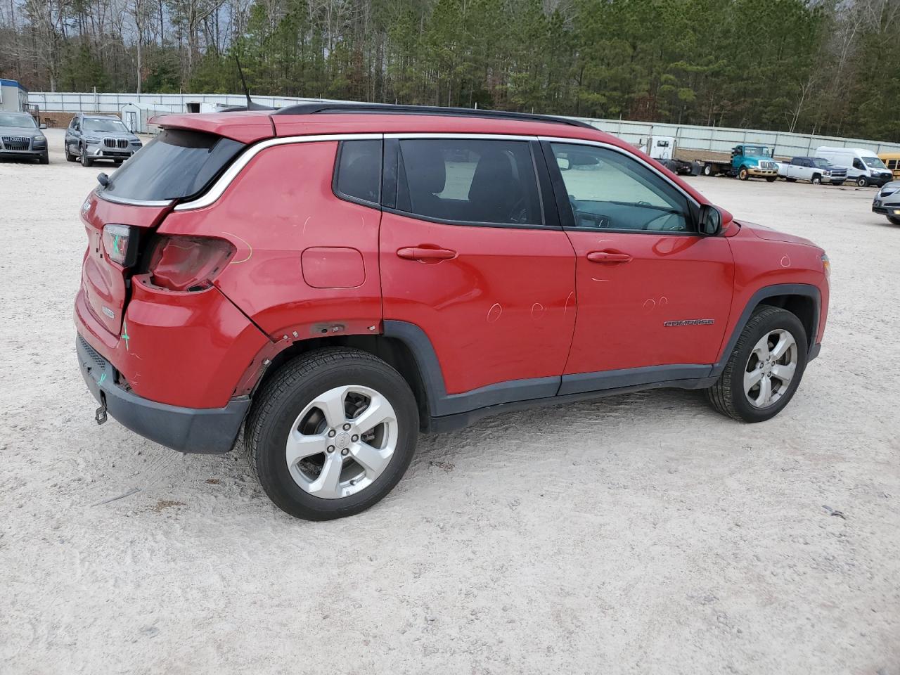 2018 Jeep Compass - Image 3