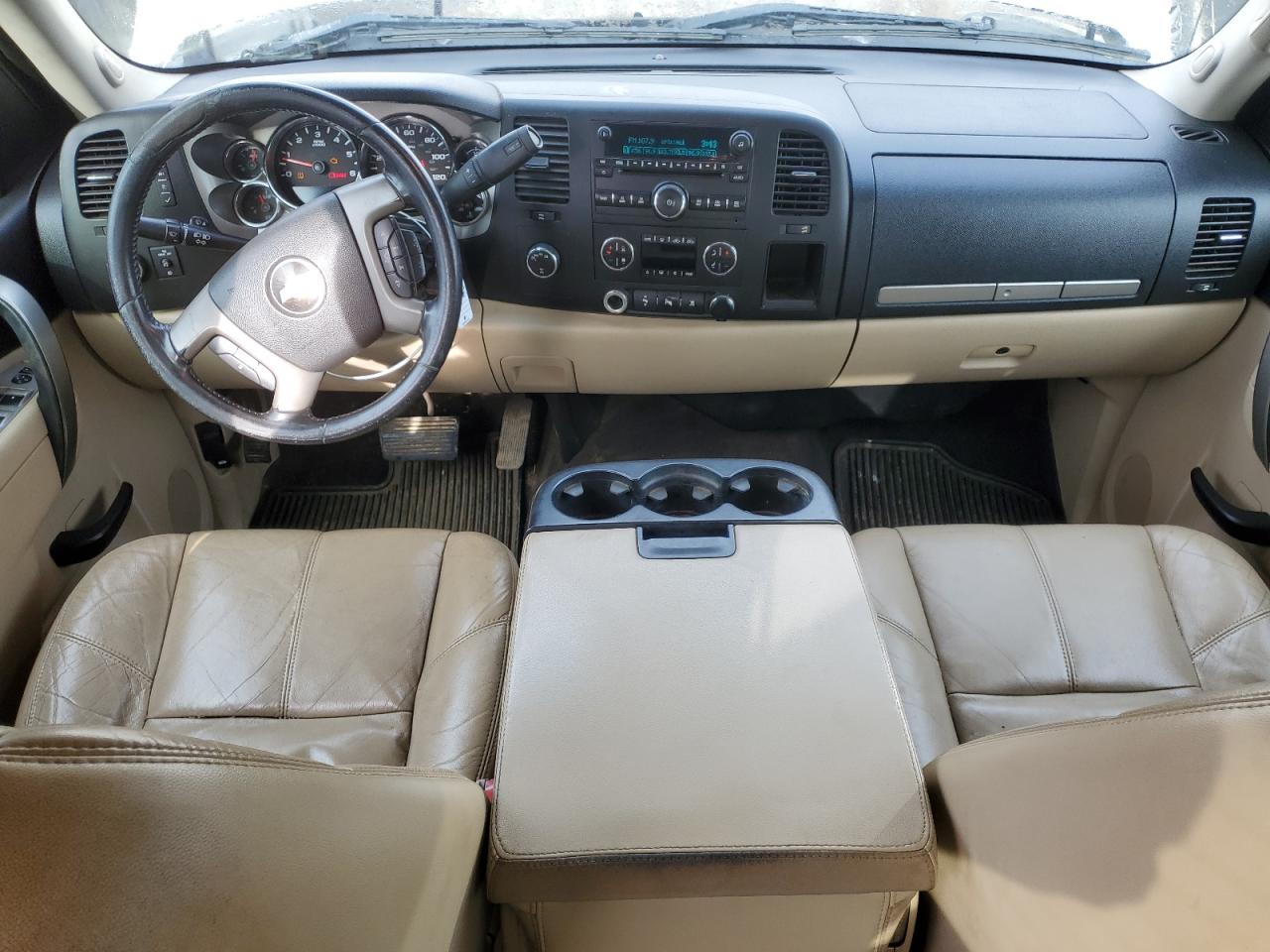 2011 Chevrolet Silverado - Image 8