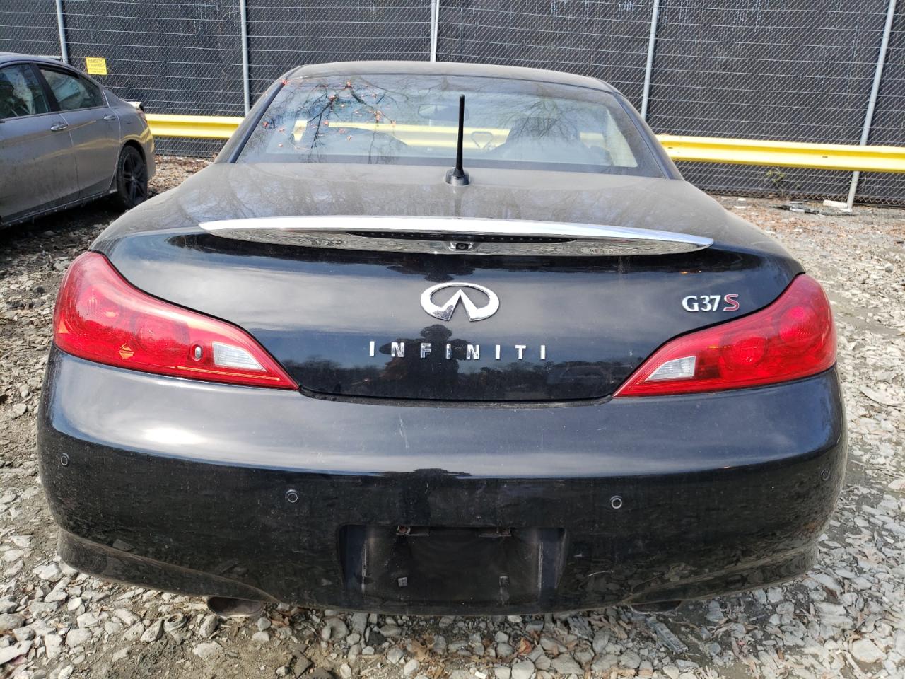 2011 Infiniti G - Image 6