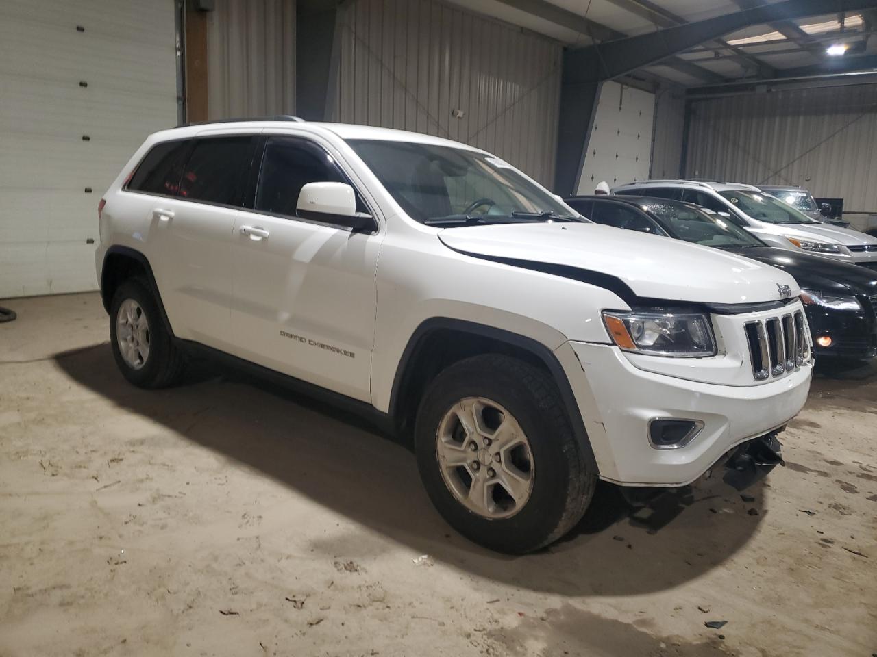 2014 Jeep Grand Cherokee - Image 4