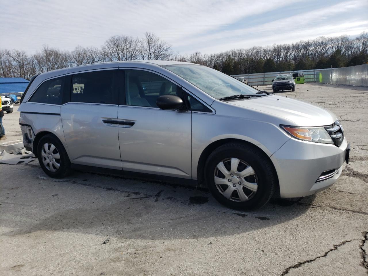 2015 Honda Odyssey - Image 4