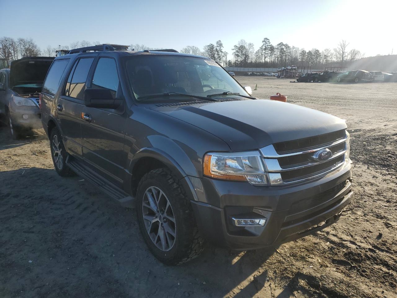 2017 Ford Expedition - Image 4