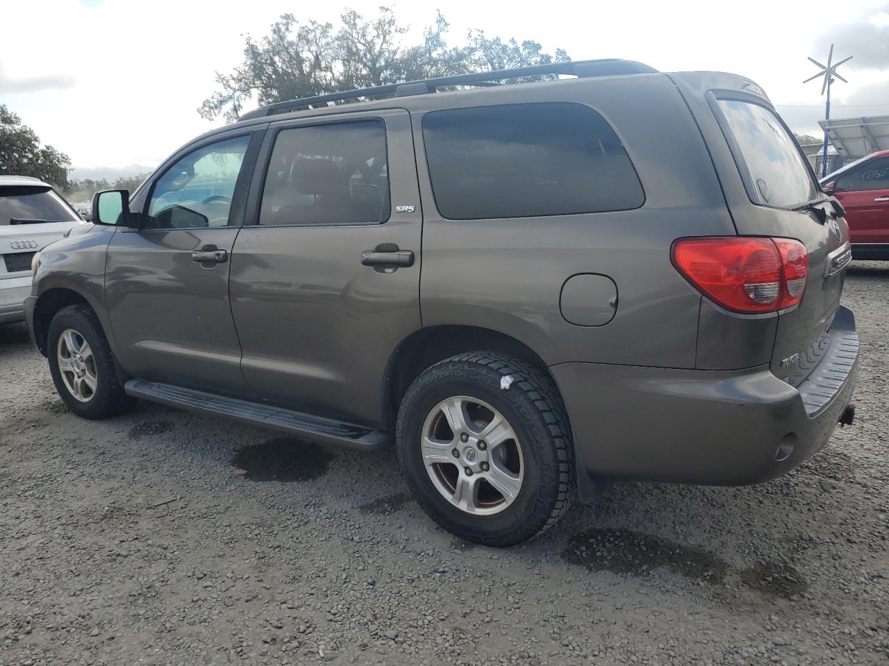 2008 Toyota Sequoia - Image 2