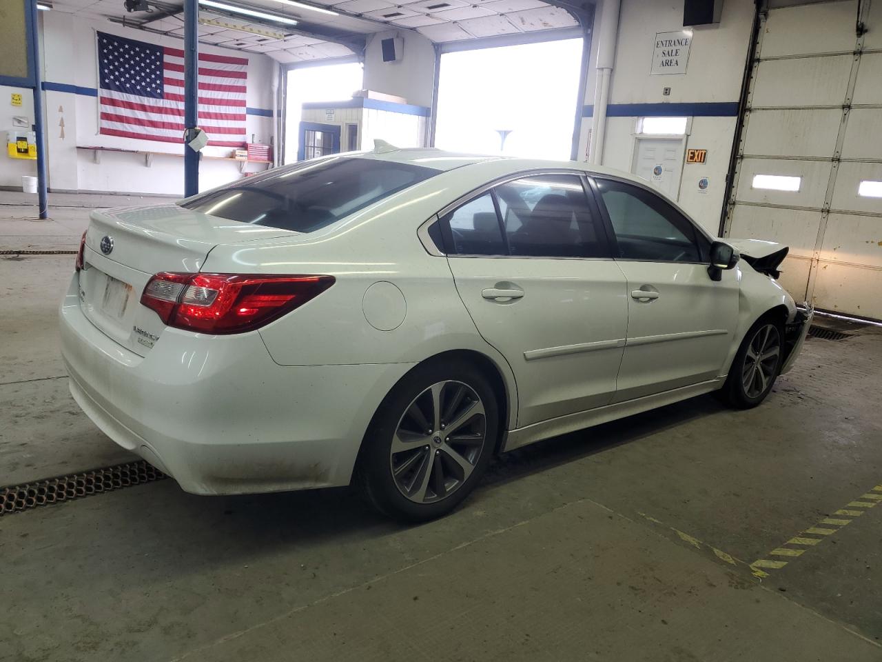 2016 Subaru Legacy - Image 3