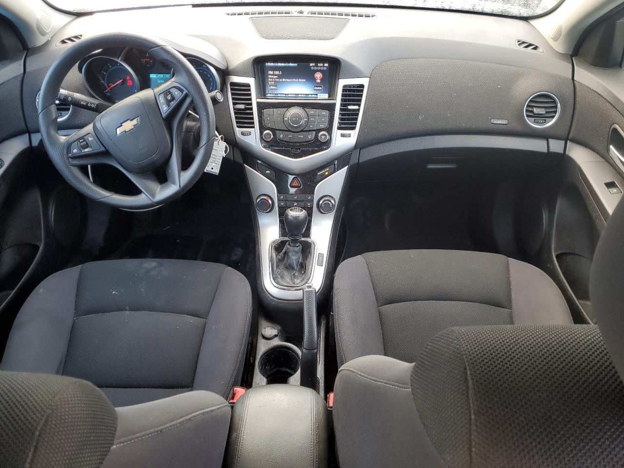 2015 Chevrolet Cruze - Image 8