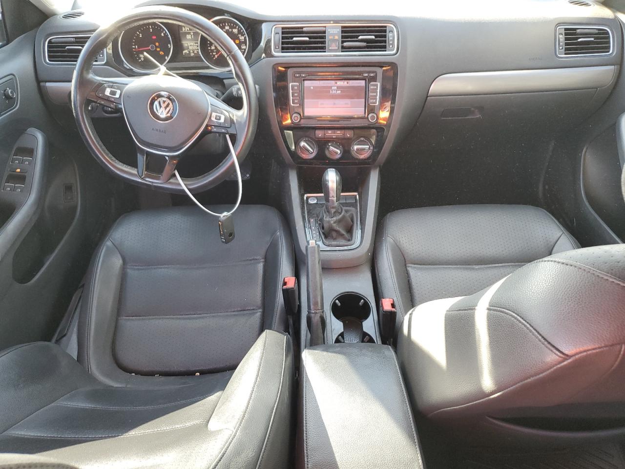 2015 Volkswagen Jetta - Image 8