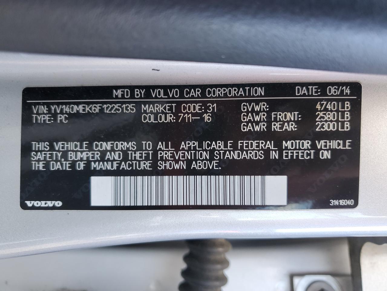 2015 Volvo V60 - Image 13