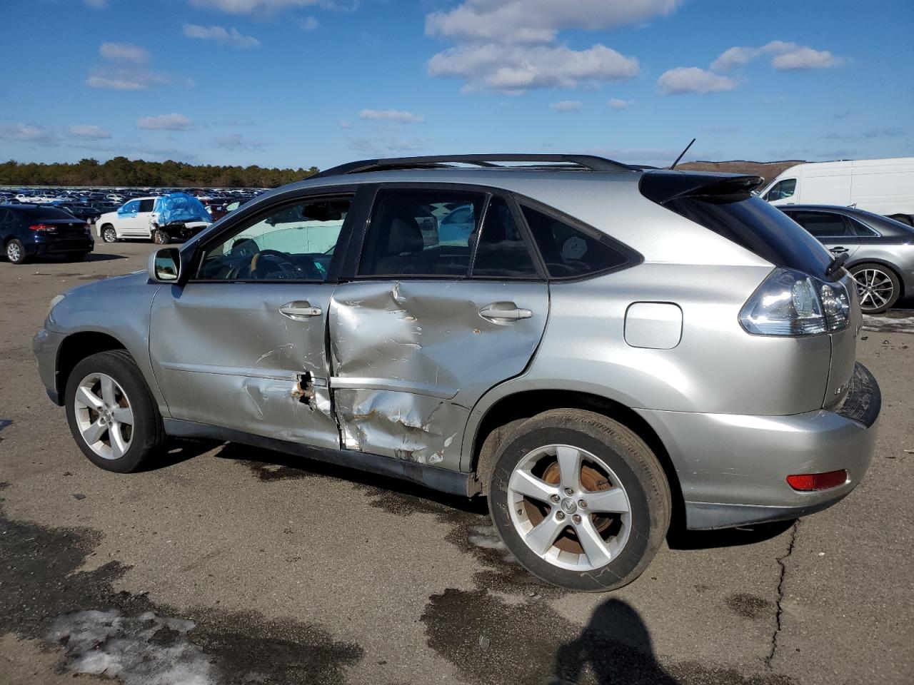 2005 Lexus RX - Image 2