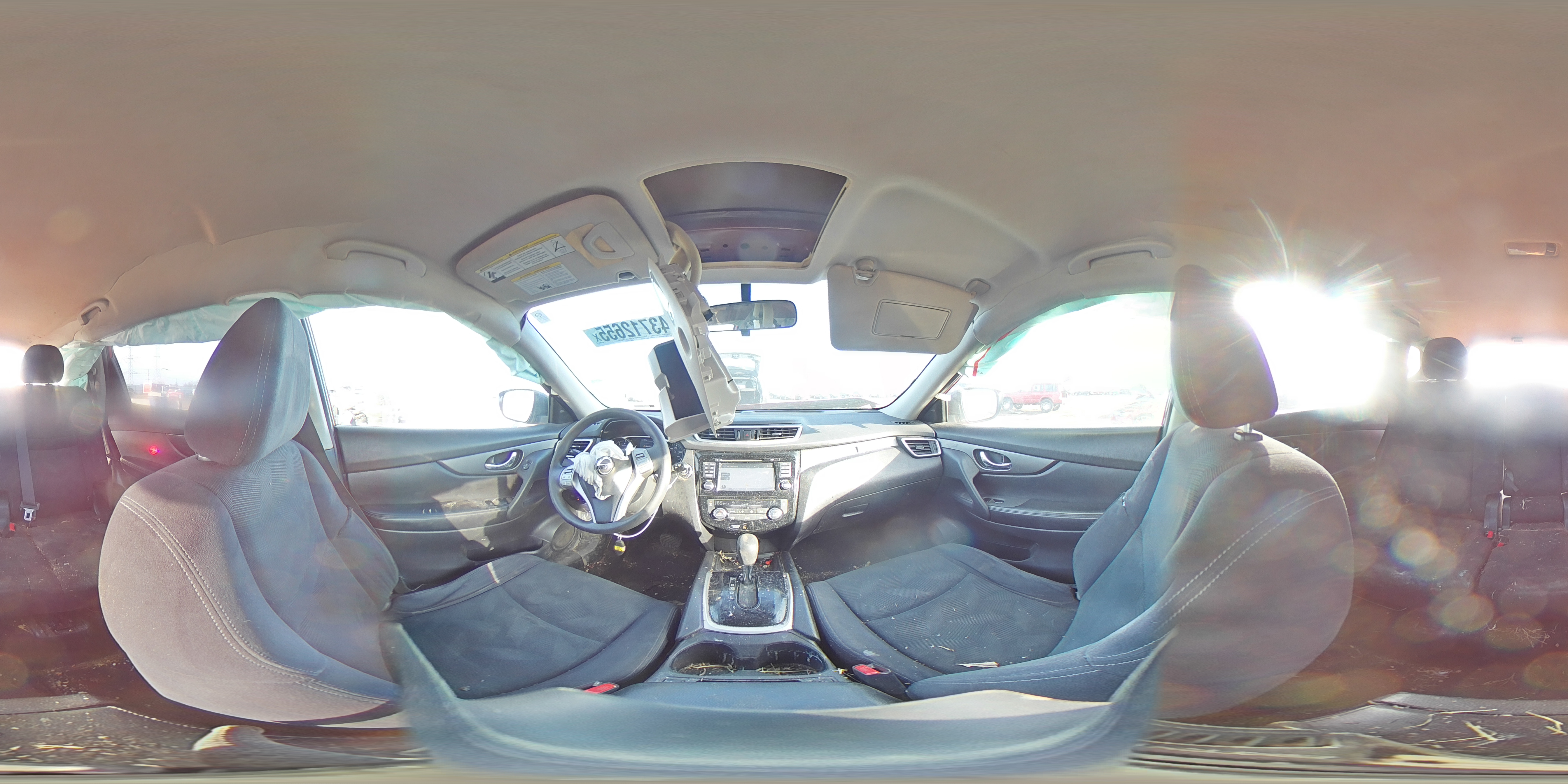 2016 Nissan Rogue - Image 12