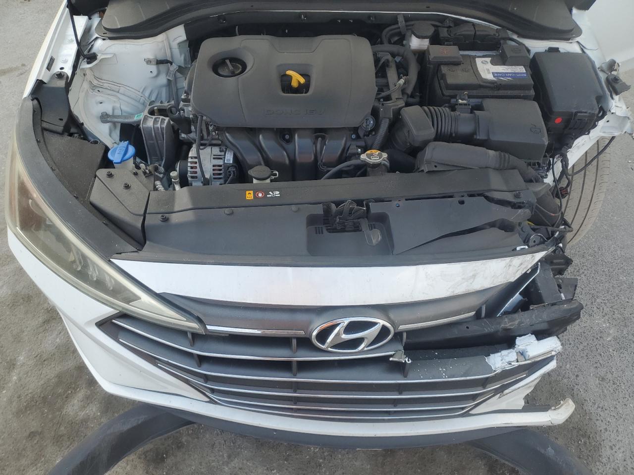 2020 Hyundai Elantra - Image 11