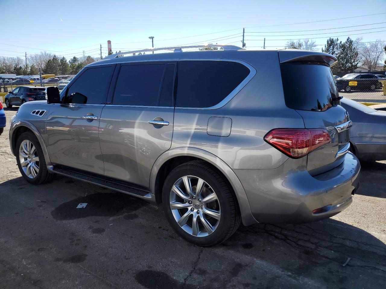 2014 Infiniti QX80 - Image 2