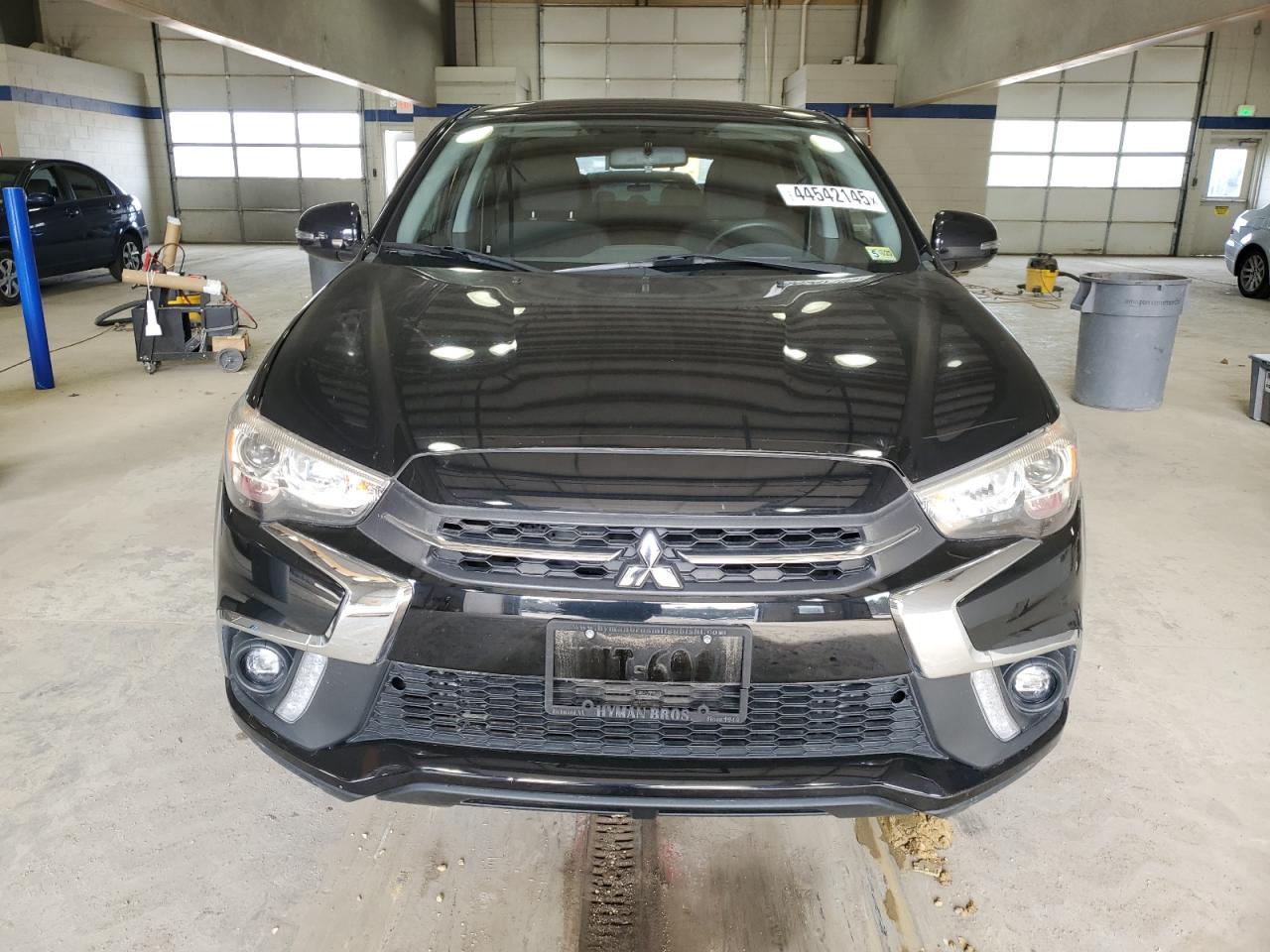 2018 Mitsubishi Outlander - Image 5
