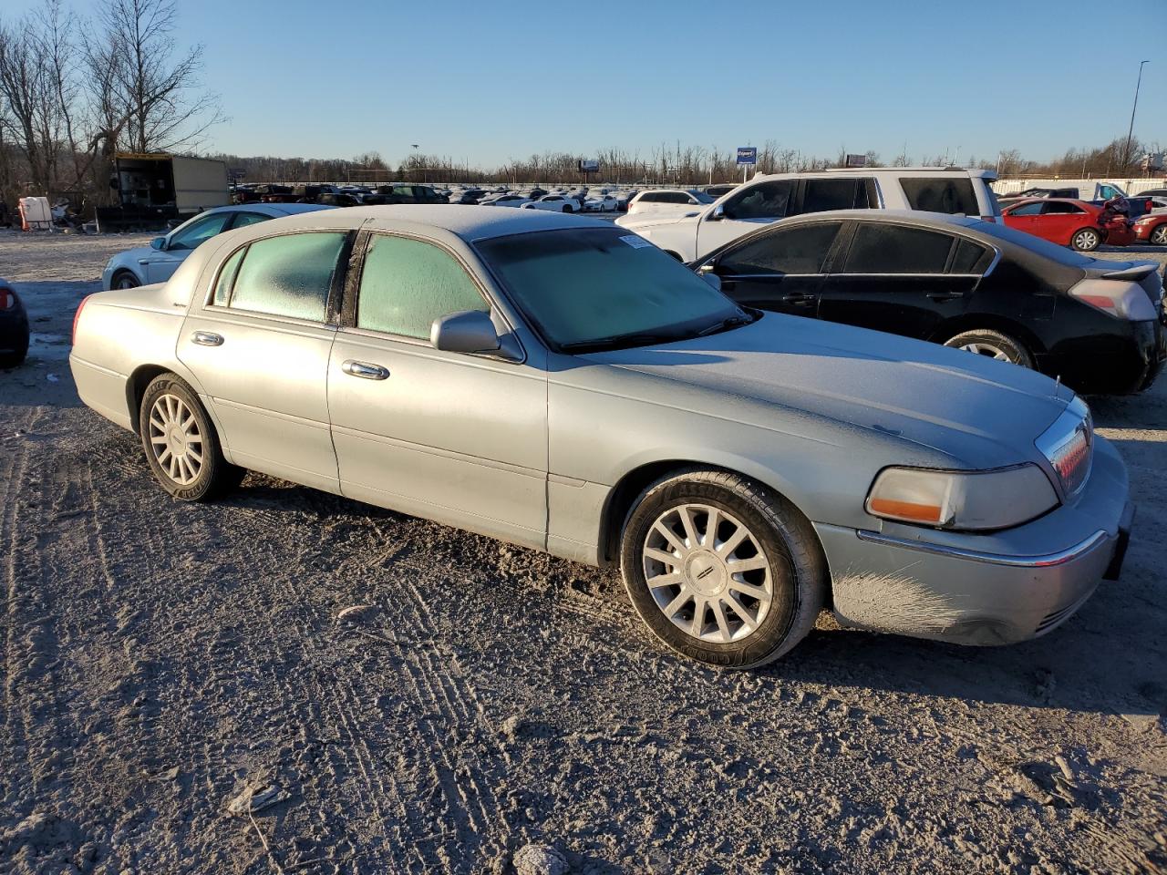 2007 Lincoln Town Car - Image 4