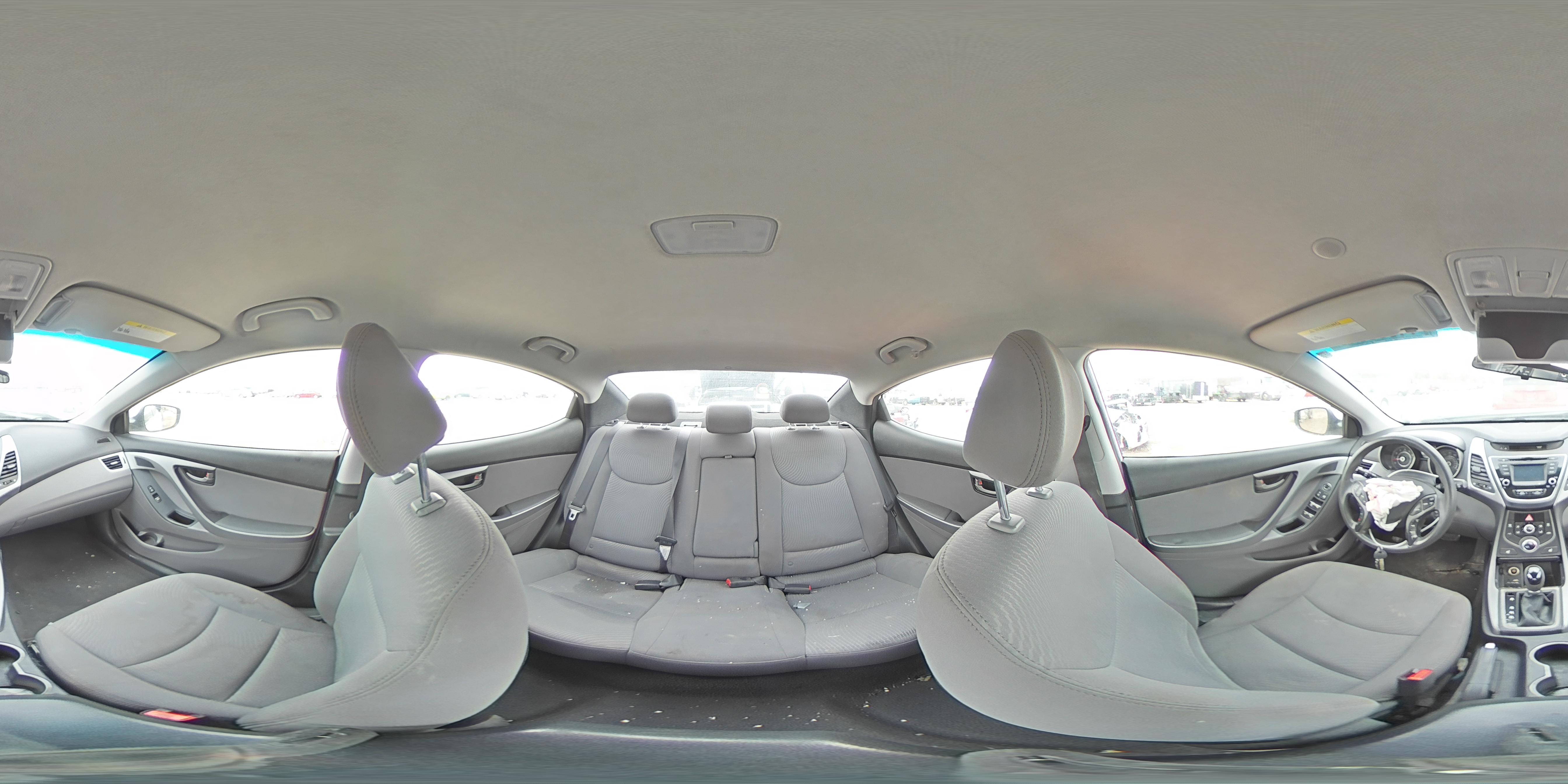 2014 Hyundai Elantra - Image 13