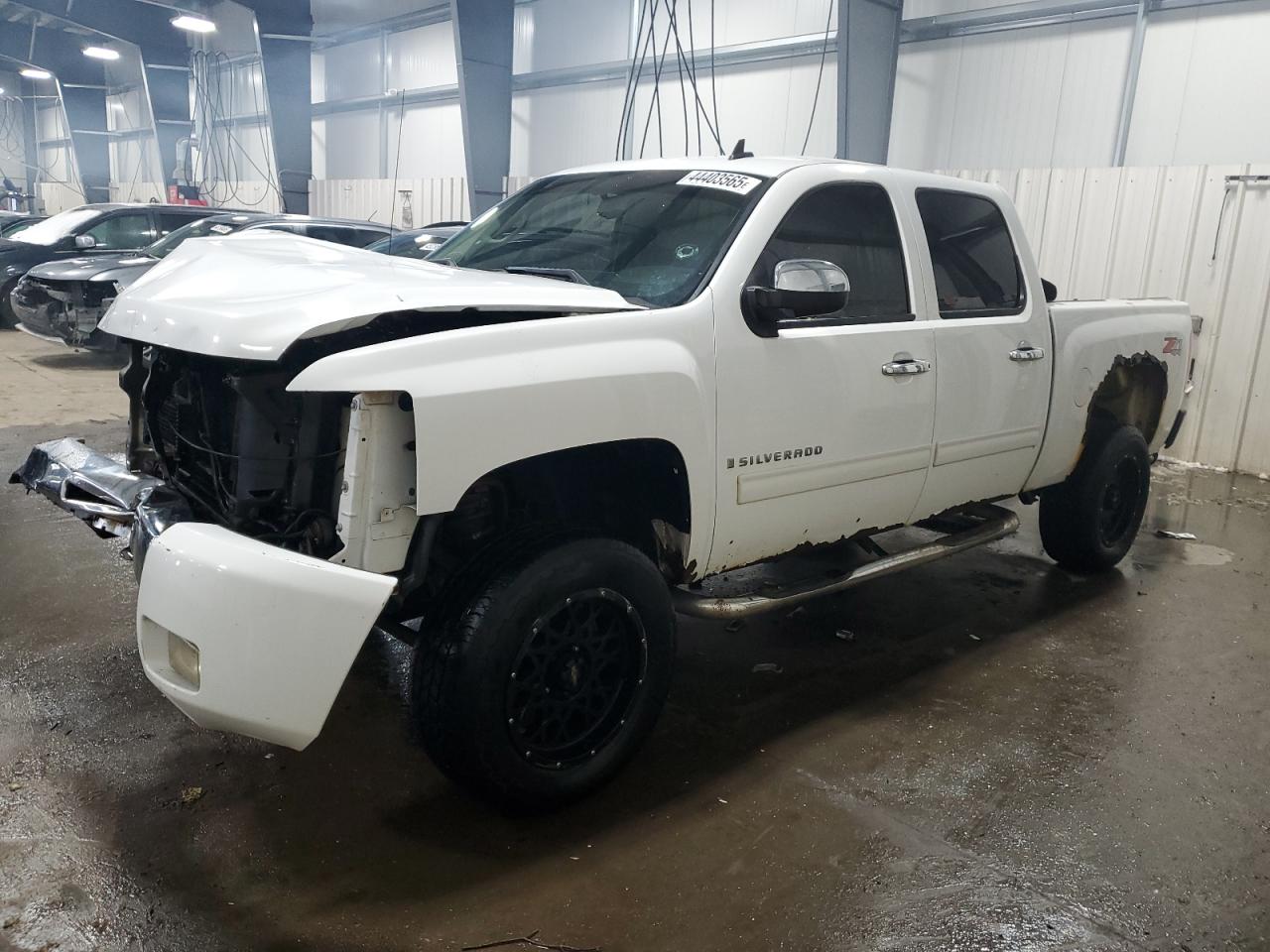 2009 Chevrolet Silverado - Image 1