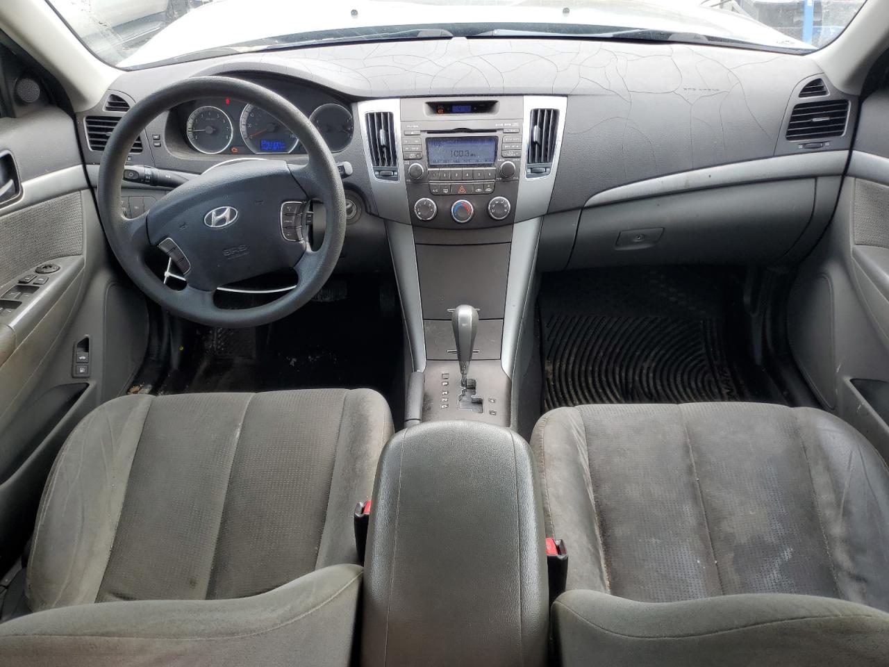 2009 Hyundai Sonata - Image 8