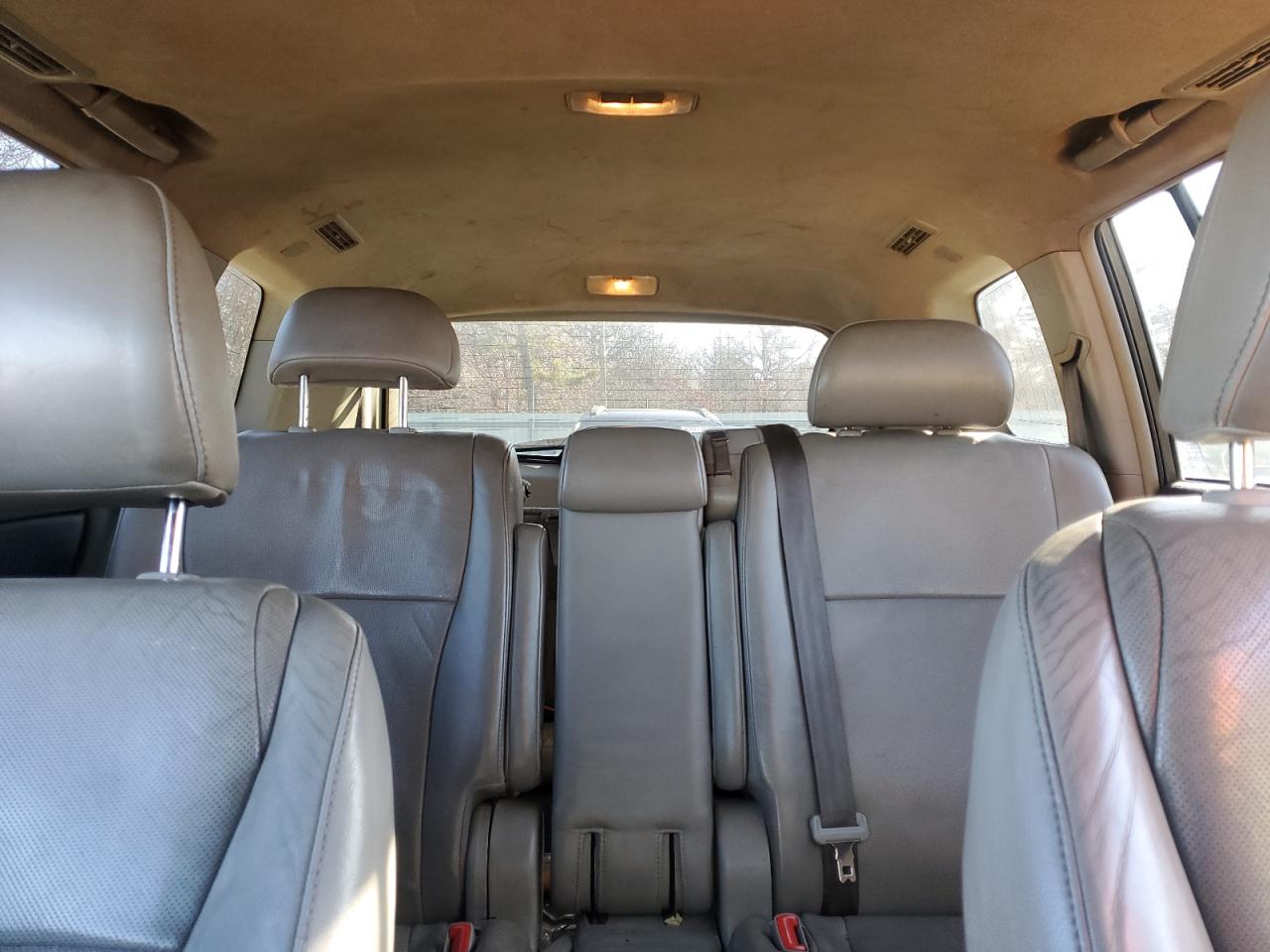 2013 Toyota Highlander - Image 10