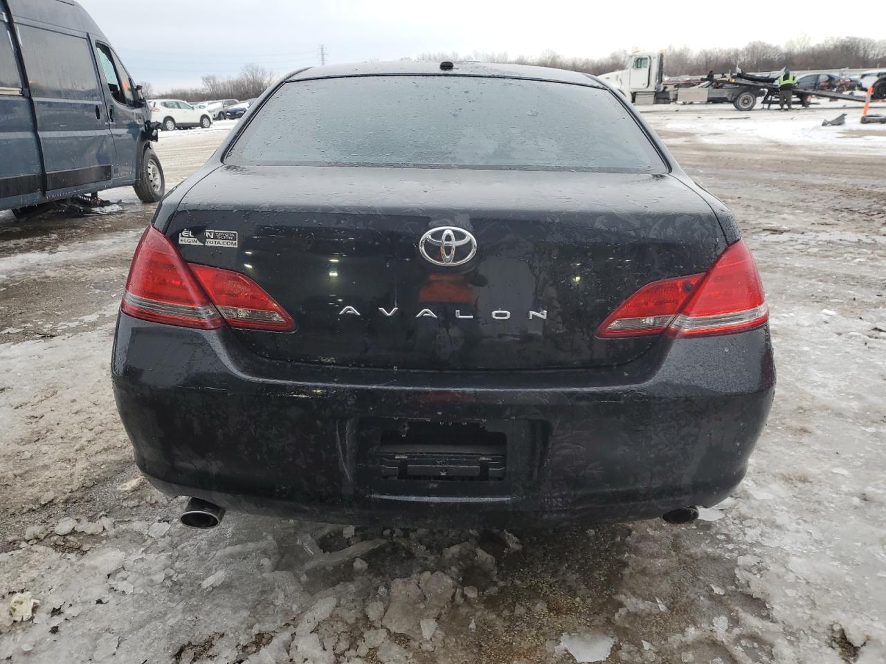 2009 Toyota Avalon - Image 6