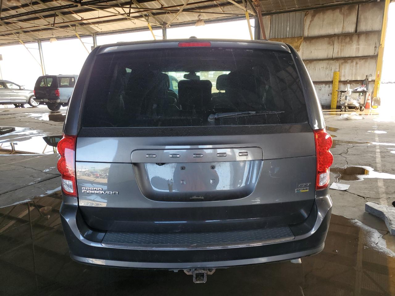 2019 Dodge Caravan - Image 6