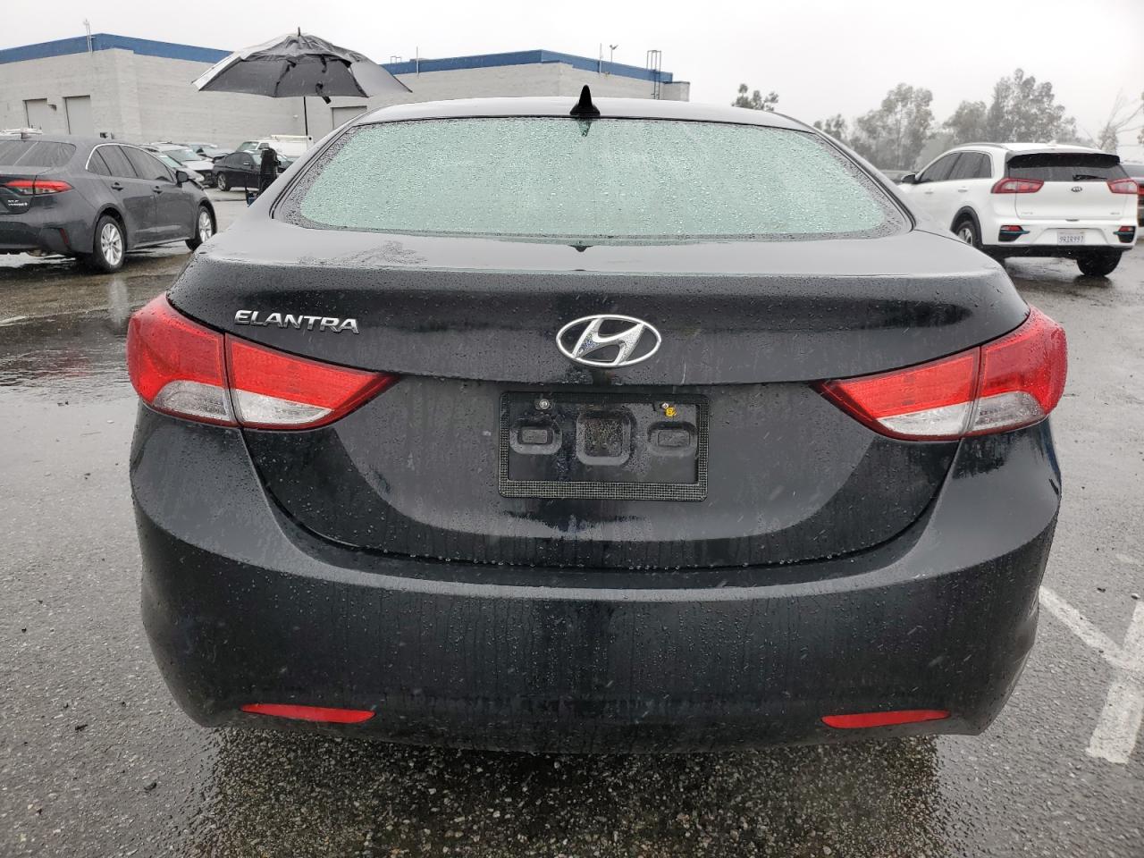 2013 Hyundai Elantra - Image 6