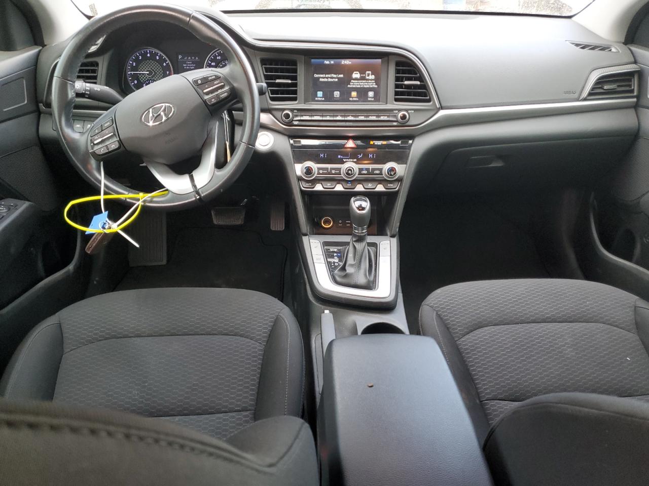 2019 Hyundai Elantra - Image 8