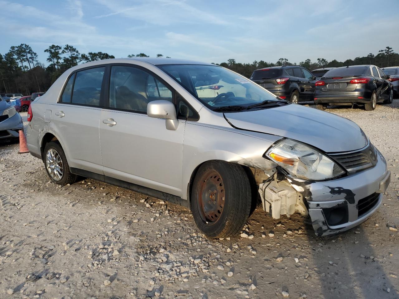 2009 Nissan Versa - Image 4